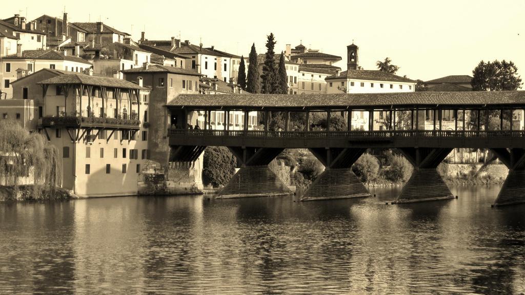 Hotel Miramonti Enoteca Pove del Grappa Exterior photo