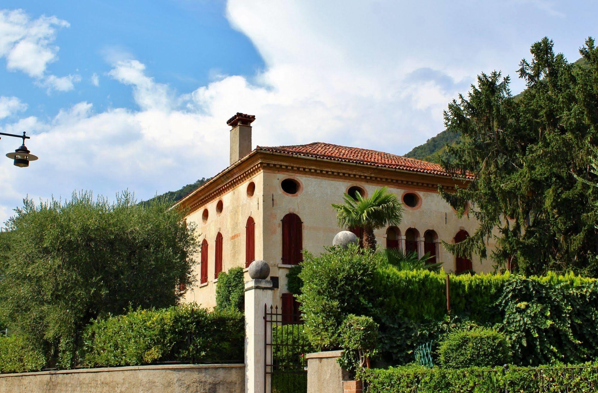 Hotel Miramonti Enoteca Pove del Grappa Exterior photo